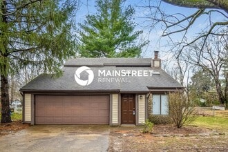Building Photo - 2808 Six Mile Ln