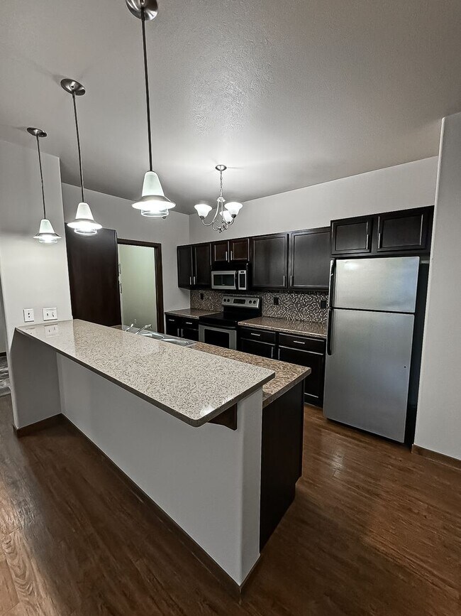 Interior Photo - The Metropolitan
