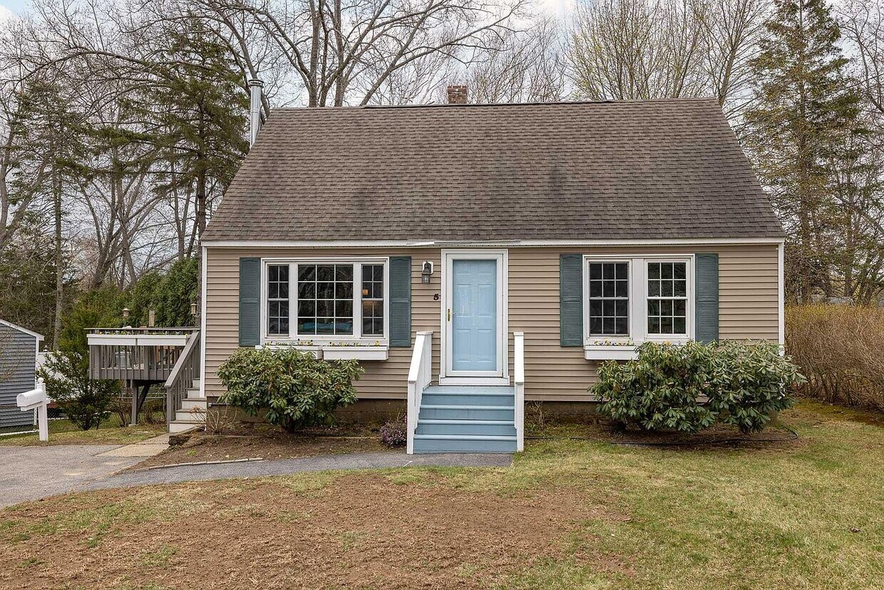 5 Ridgecrest Dr, Exeter, NH 03833 House Rental in Exeter, NH