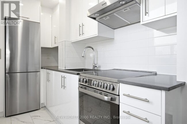 Building Photo - 88 Bernard Ave