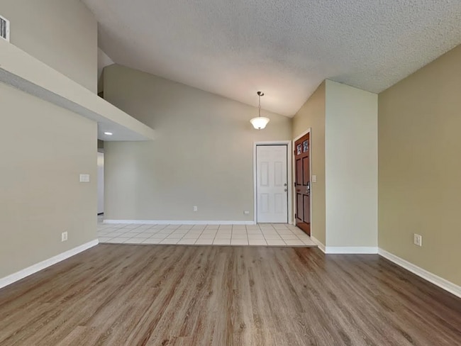 Building Photo - 1290 Tuxford Dr