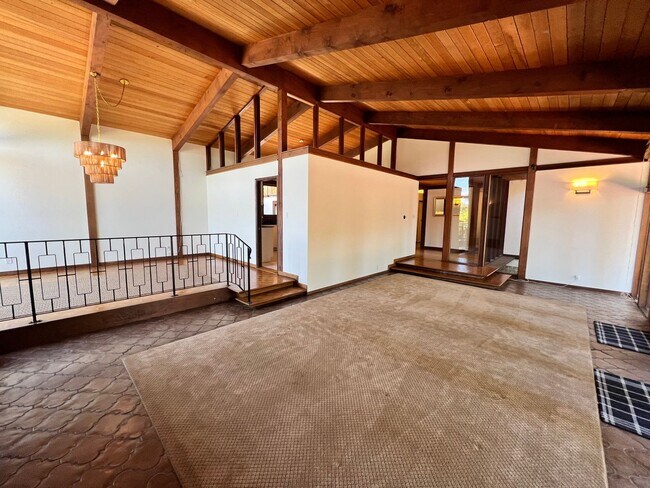 Building Photo - SPACIOUS FOUR BEDROOM TWO AND HALF BATH CH...