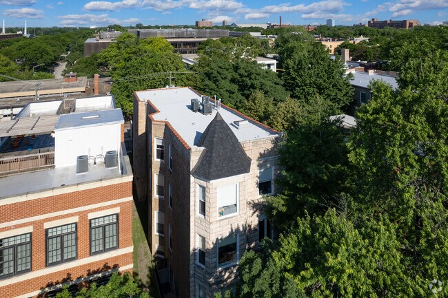 Aerial Photo - 5482 S Woodlawn Ave