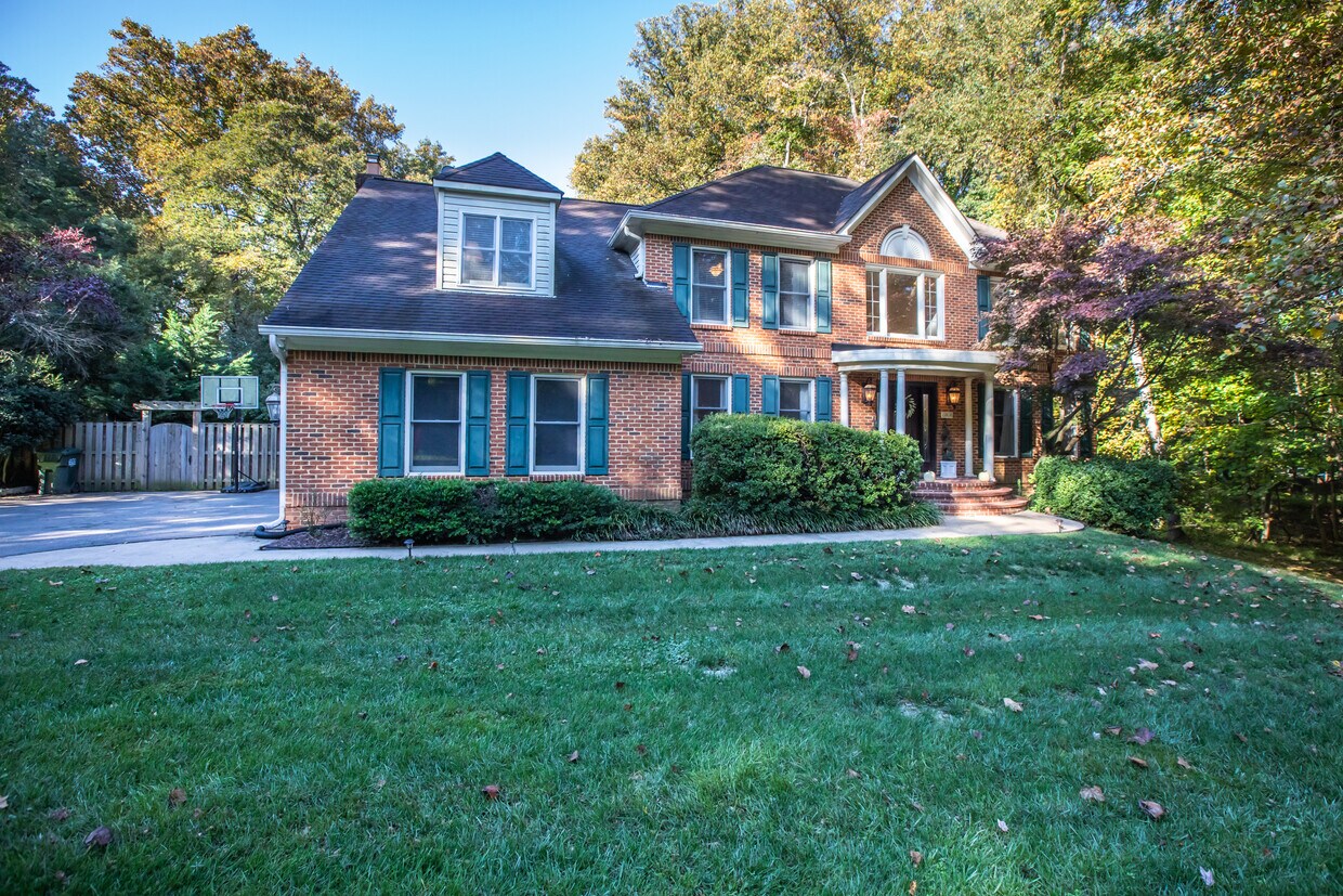 11808 Decour Ct, Fairfax, VA 22030 House Rental in Fairfax, VA