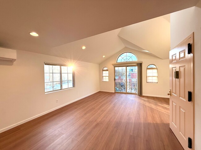 Building Photo - 8814 70th Rd