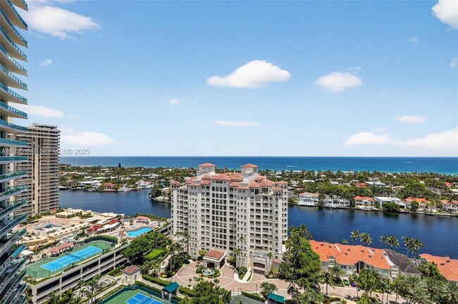 Foto del edificio - 20155 NE 38th Ct