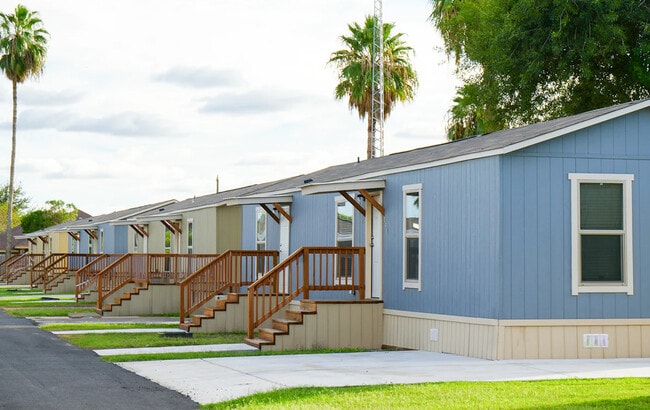 Building Photo - Citrus Valley