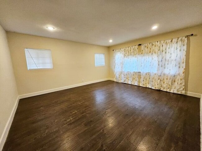 Foto del edificio - New Listing!