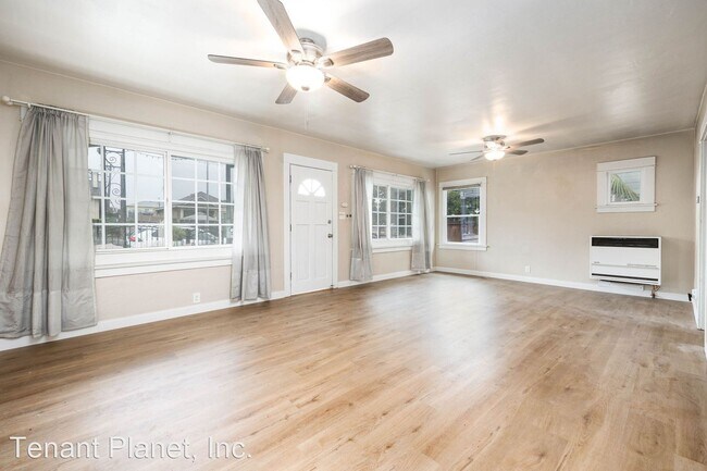 Building Photo - 2 br, 1 bath House - 2775 K Street