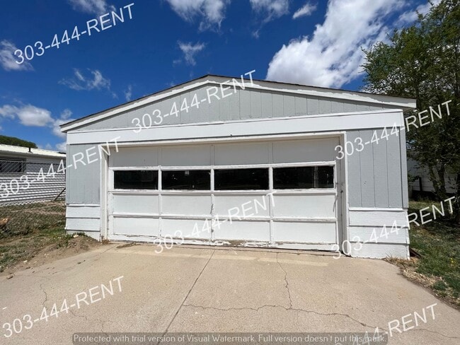 Building Photo - Log Lane Village 2 bedroom & 1 bathroom