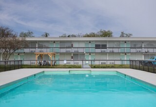 Interior Photo - Kiptopeke Studios