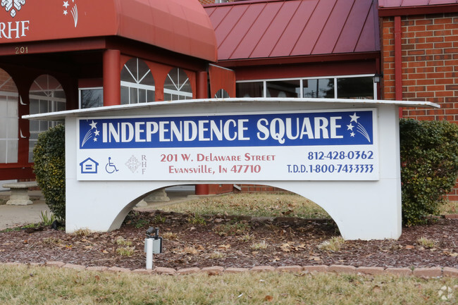 Building Photo - Independence Square