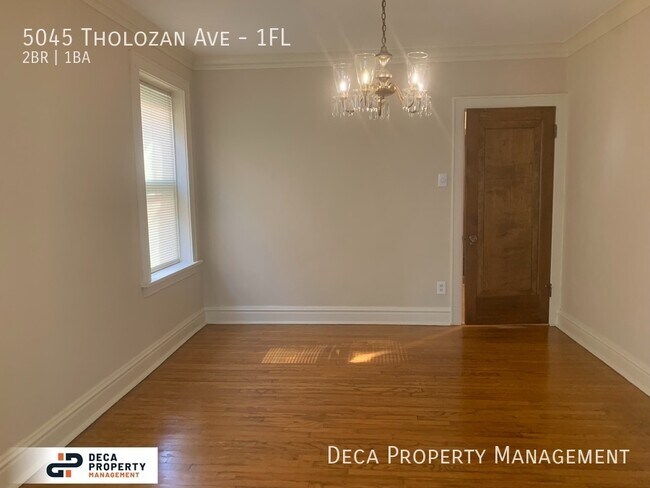 Foto del edificio - 5045 Tholozan Ave