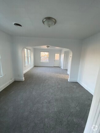 Building Photo - 1418 Superior Ave