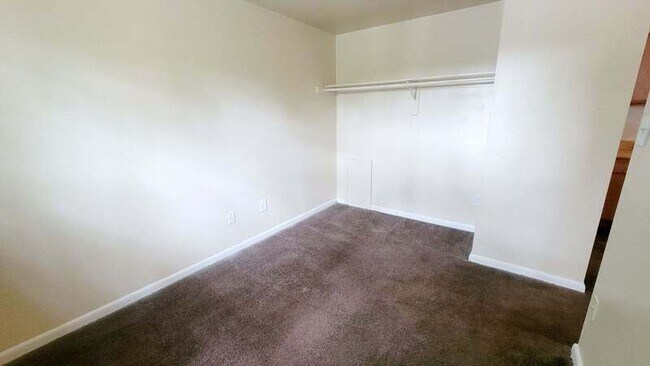 Building Photo - 1808 Williamsburg Rd