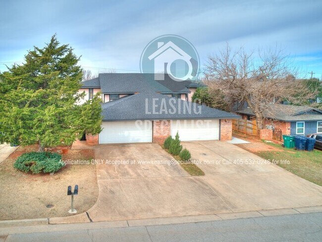 Foto del edificio - Spacious Updated 3 Bed 2 bath Home