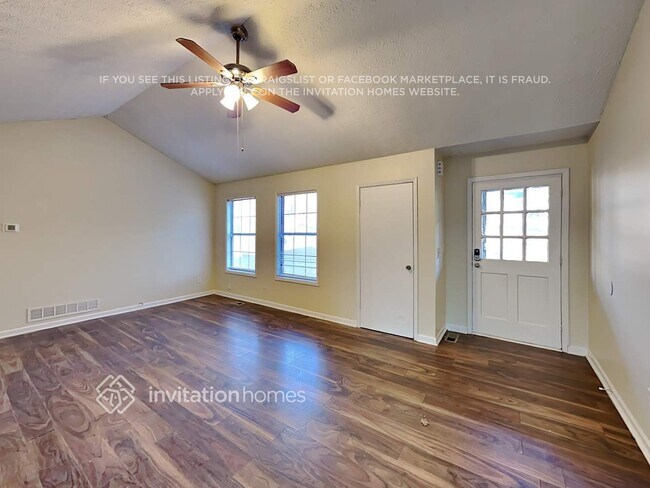 Foto del edificio - 5905 Sumter Dr