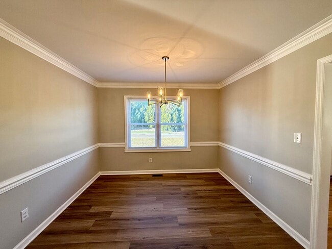 Foto del edificio - Three bedroom, 2 bath house in Elon