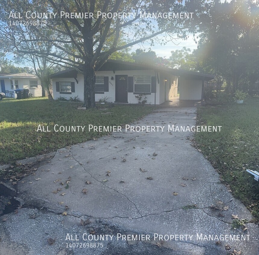 Primary Photo - PENDING APPLICATION! Nice 3 Bedroom 2 Bath...
