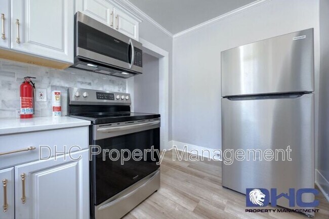 Foto del edificio - 3120 Pierpont Ave