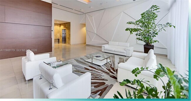 Foto del edificio - 79 SW 12th St