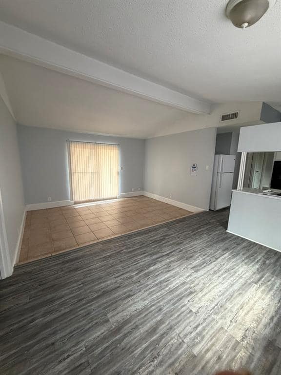 Building Photo - 2107 Alta Vista Ave