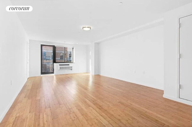 Building Photo - 433 E 115th St