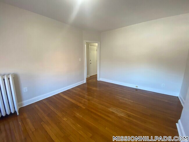 Foto del edificio - 184 Walnut Ave