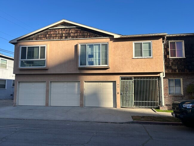 Foto del edificio - 14 N Alboni Pl