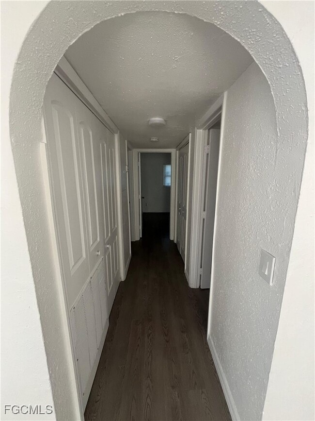 Foto del edificio - 1919 Lillie St