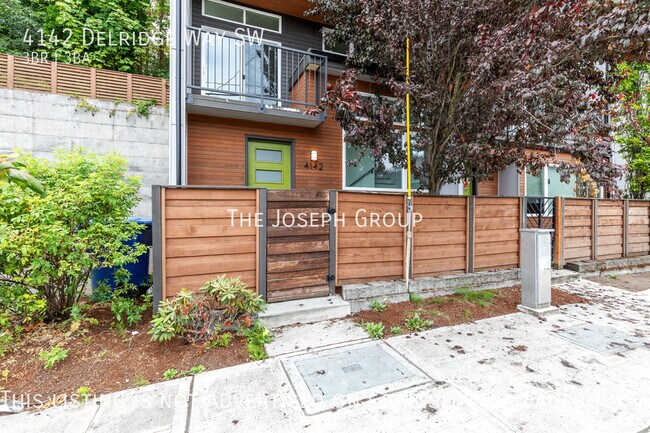 Foto del edificio - Stunning 3 bed/2.5 bath modern town home i...