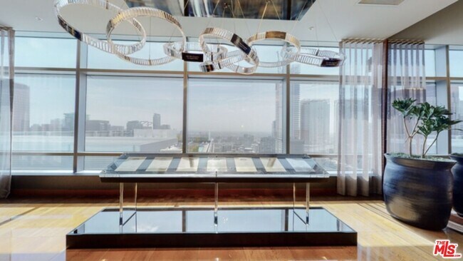 Foto del edificio - 900 W Olympic Blvd