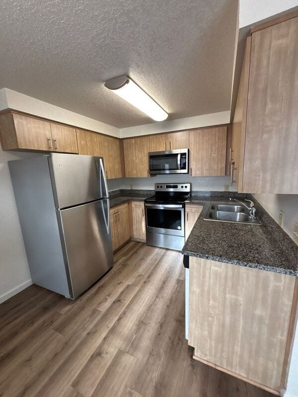 Building Photo - 1005 Boedies Ct NE