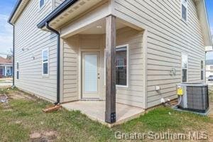 Building Photo - 1715 Bilbo St