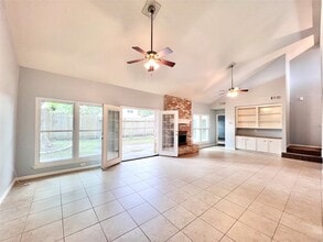 Building Photo - 11407 Briar Rose Dr