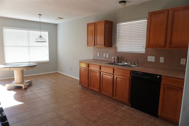 Foto del edificio - 4727 Live Meadow Ln