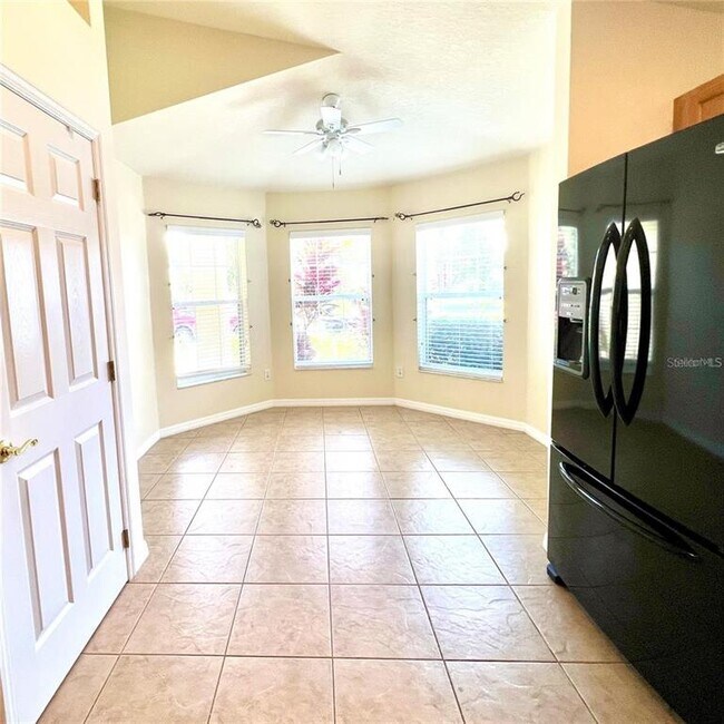 Foto del edificio - 1039 Willow Branch Dr
