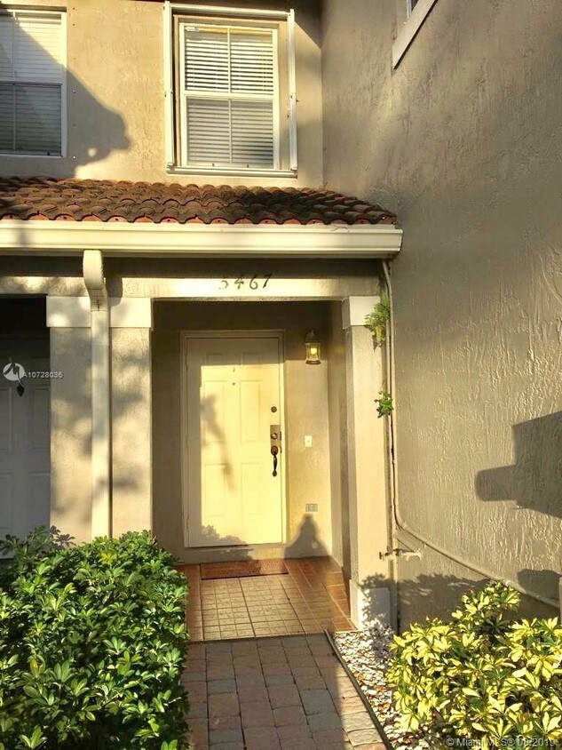 5467 SW 125th Terrace, Miramar, FL 33027 Townhouse for Rent in