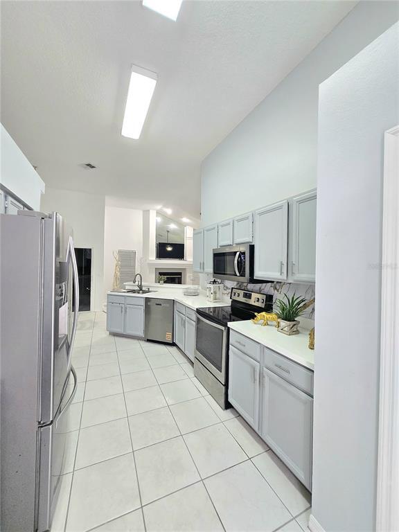 Building Photo - 28739 Raleigh Pl