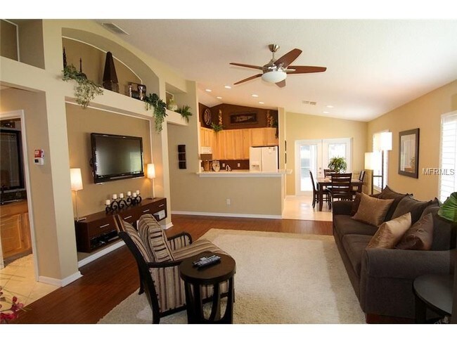 Foto del edificio - 2 Bedroom Fully Furnished home for rent