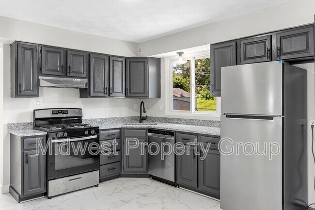 Building Photo - 4319 Boswell Ave