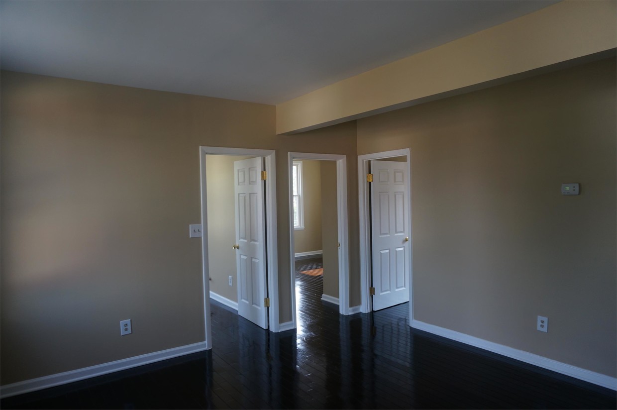 Primary Photo - 3405 Colley Ave