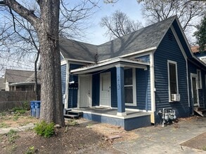 Building Photo - 213 Cadwallader St