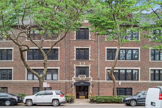 Building Photo - 2305 N Commonwealth Ave