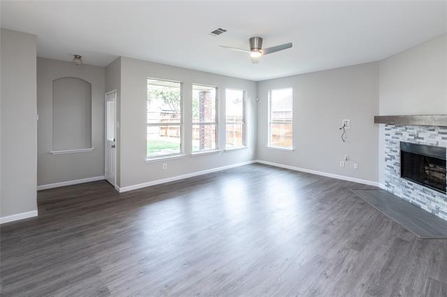 Building Photo - 13598 Valley Mills Dr