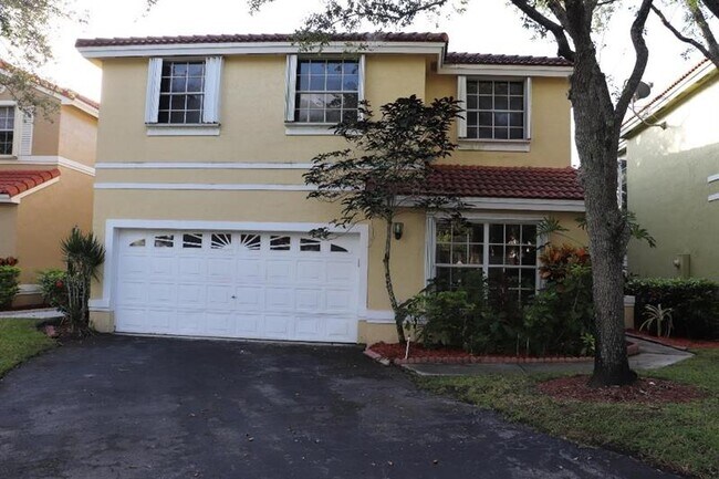 Foto del edificio - 839 Garnet Cir