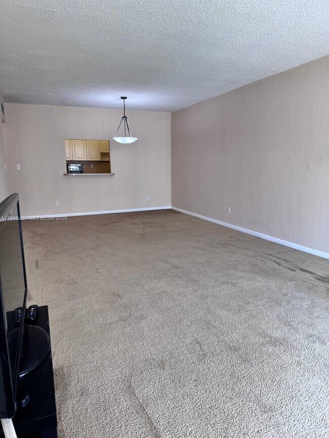 Foto del edificio - 19380 Collins Ave