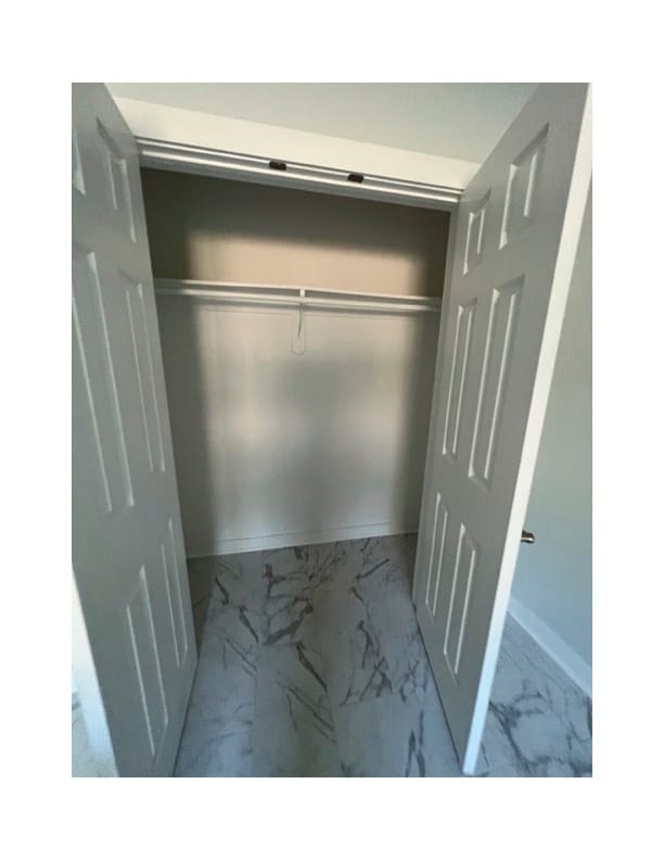 Building Photo - 938 Redwood Ave