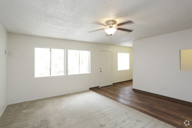 2HAB, 1BA - 770 ft² - Creekside Villas Apartments