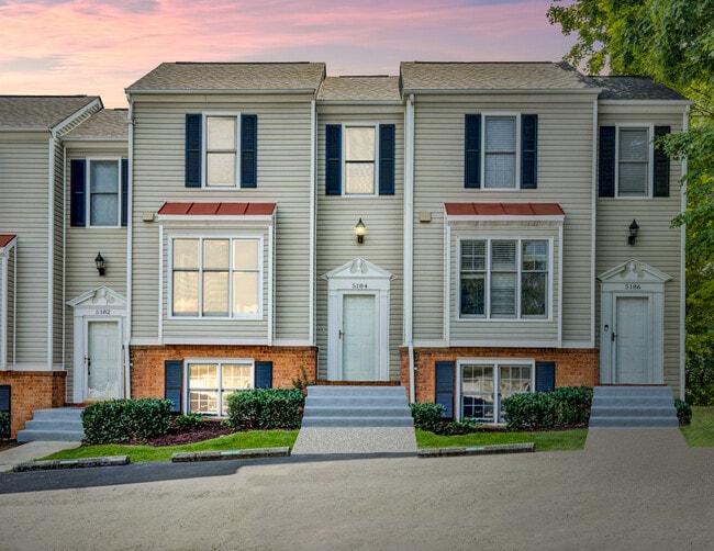 Building Photo - 5184 Winterberry Ct